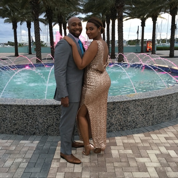 Formal Dress - Picture 4 of 4